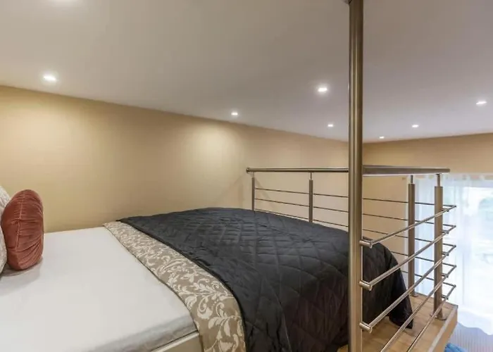 Modern Elegant Oasis - Steps To Opera & Basilica דירה *