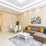 Apartamento Modern Elegant Oasis - Steps To Opera & Basilica *